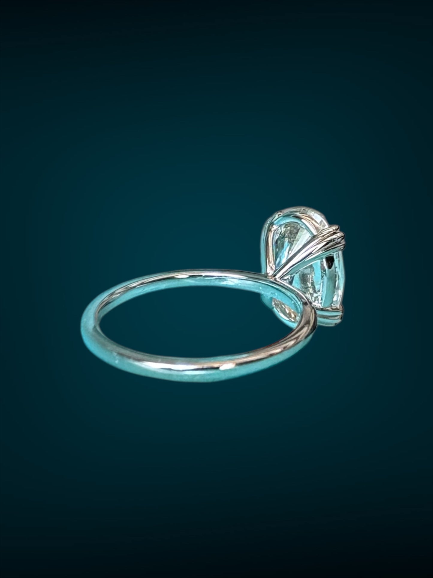 The Eternal Oval Ring