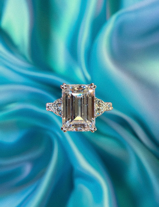Clooney ring