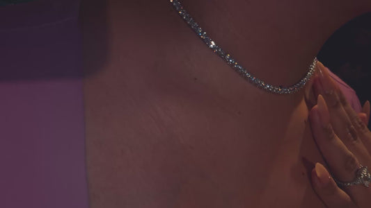 Aniston necklace
